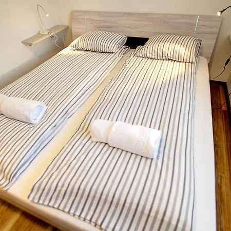 Near Terme Paradiso דירה Dobova