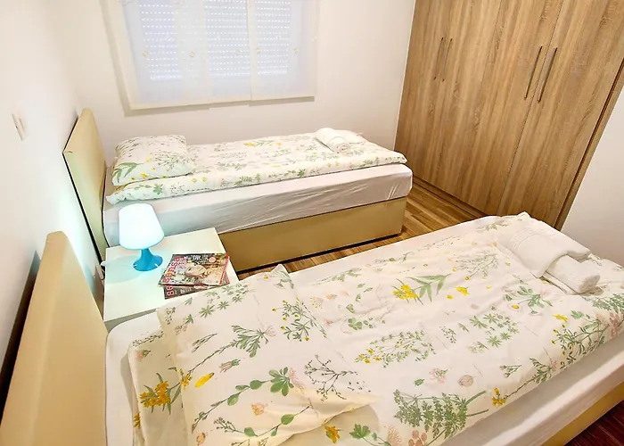 Near Terme Paradiso *